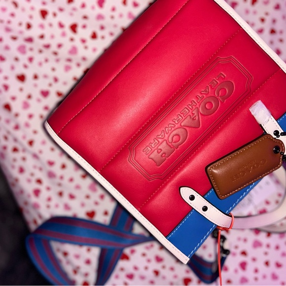 BNWT BEAUTIFUL COACH PURSE 👛 - Picture 6 of 7